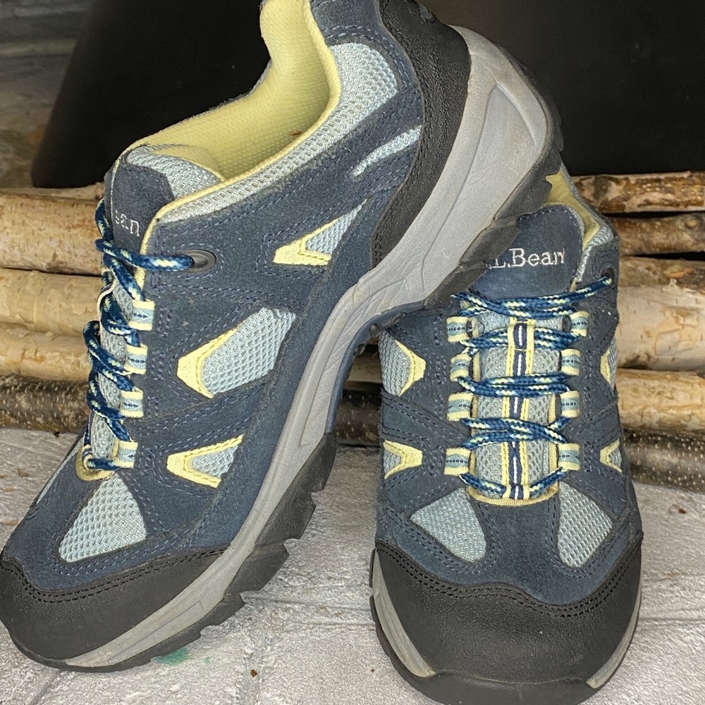 L.L. Bean Hiking Blue Suede Sneaker Shoe Women’s Size 9